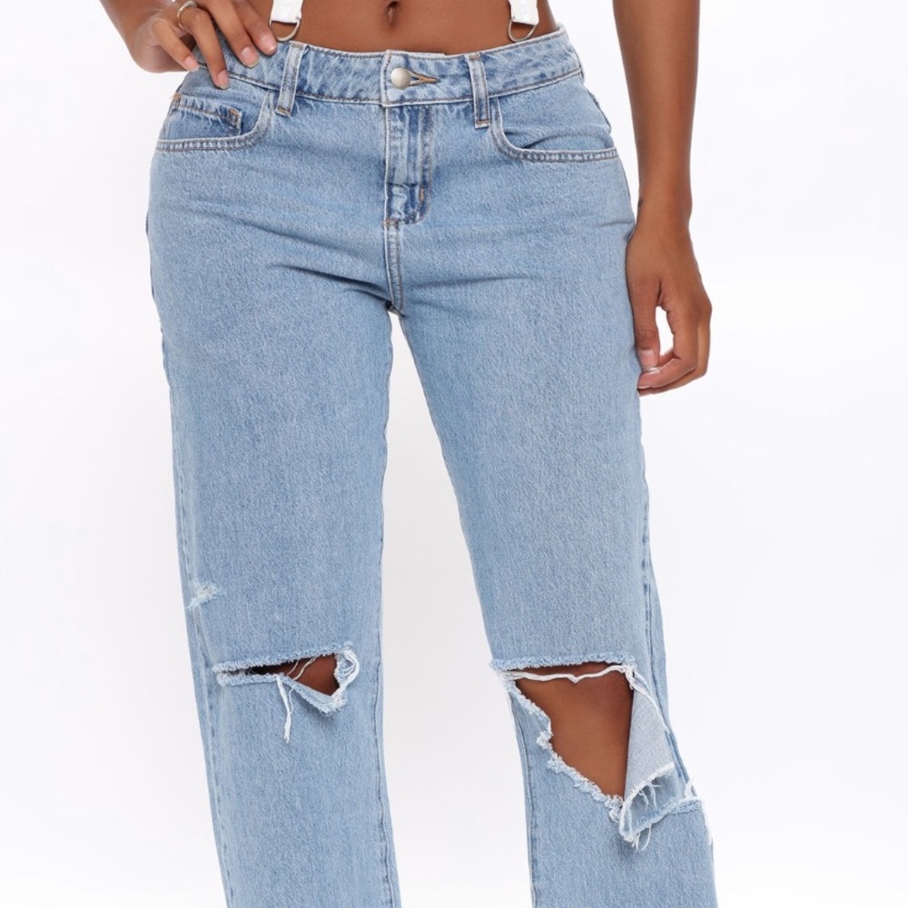 Go All Cut Out Slouch Fit Jeans - Light Blue Wash